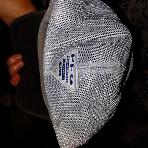 Columbia hat - Picture 3 of 3